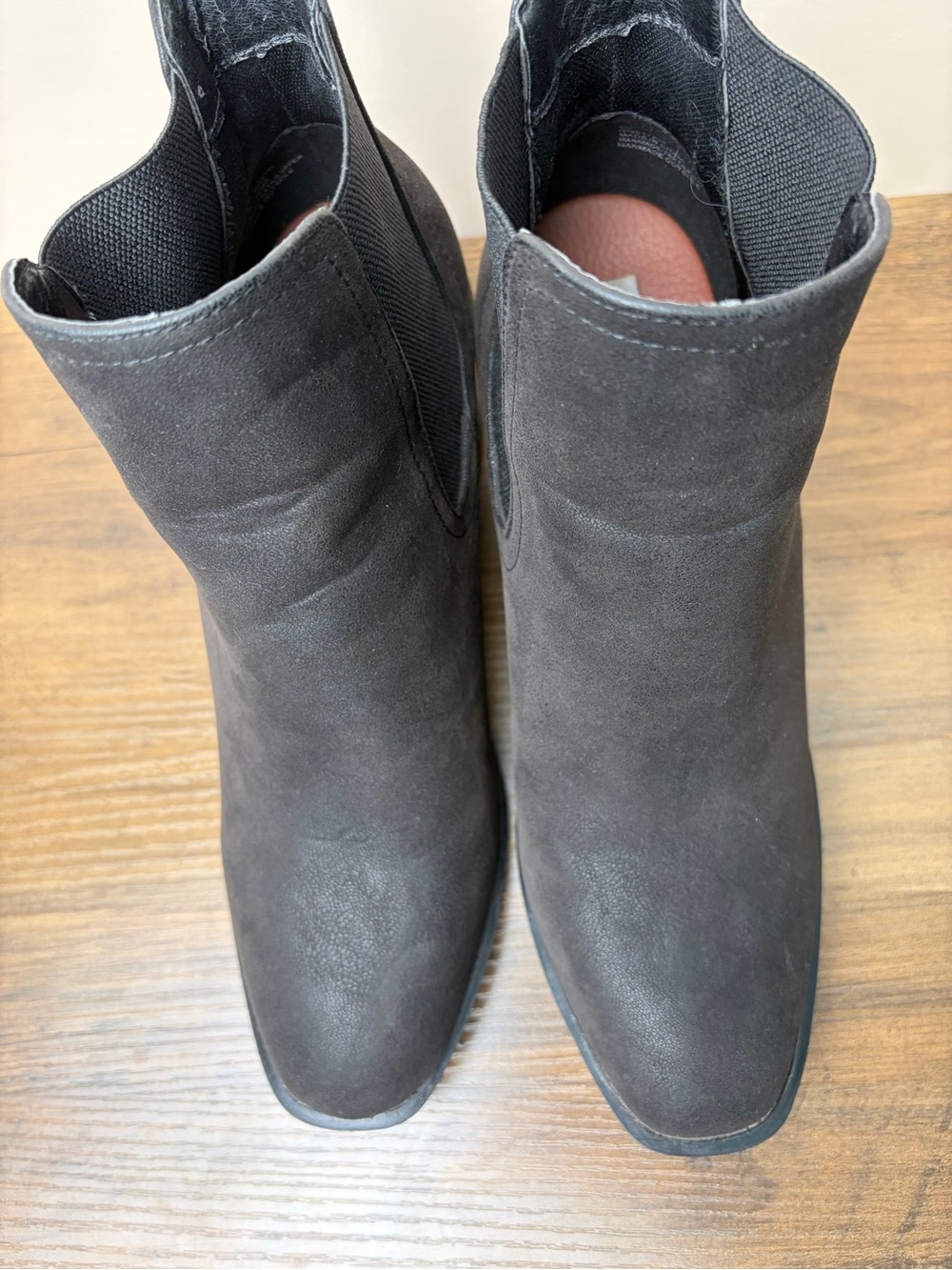 MIA Women’s Size 9 Black Chelsea Ankle Boots Block Heel Western Booties - Picture 8 of 11